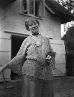 Dorothy Strachey di Ray Strachey Negativo 10,5 x 8,9 cm, probabilmente 1923, National Portrait Gallery, London